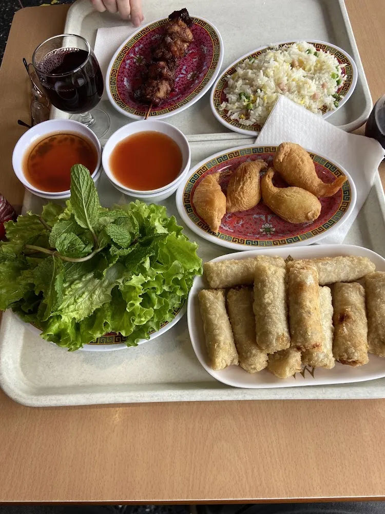 News Au Porc Et Beignets de Crevettes